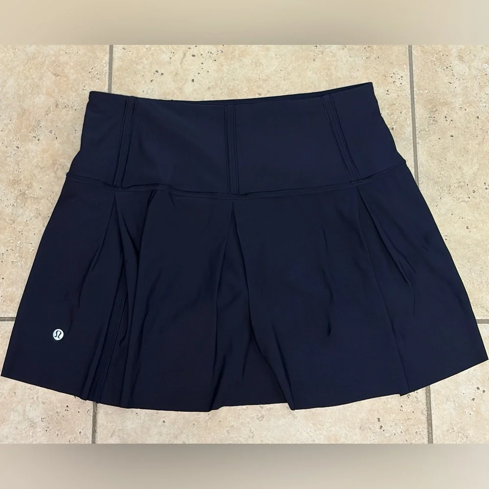 Lululemon Lost in Pace Midnight Navy Skirt *Tall* 15” size 8 - Picture 8 of 8